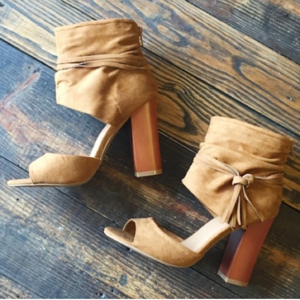 Bamboo Tan Embark Heels